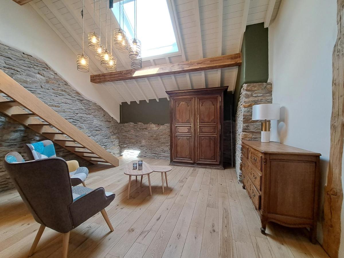 Gite Les 3 Pierres Houffalize Bagian luar foto